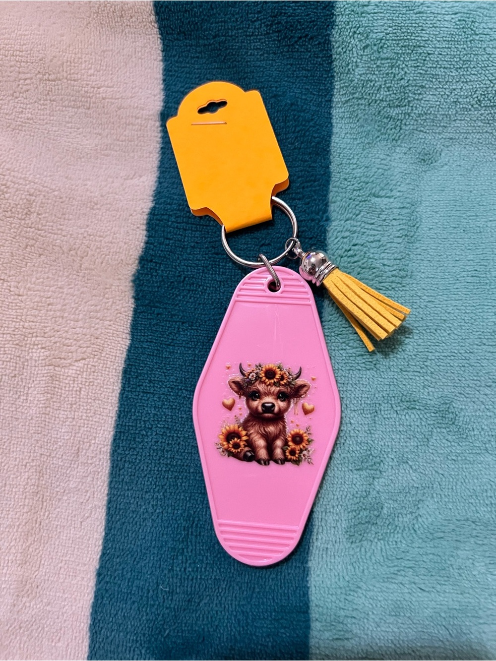 Highland Cow Keychain 🌻
